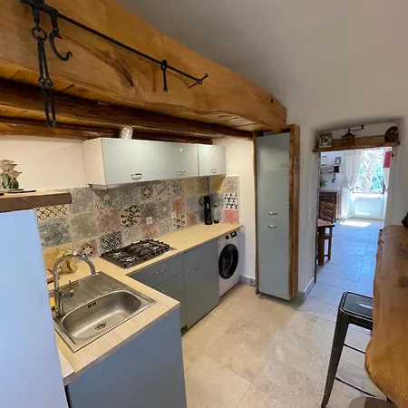 Casa Rosa 3*