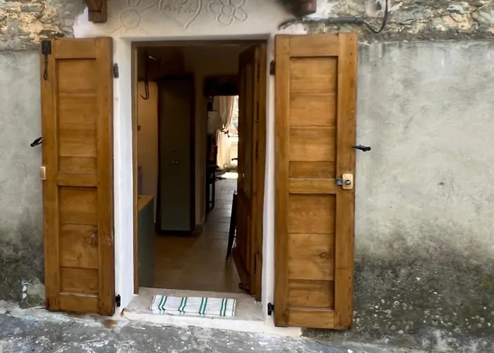 Casa Rosa 3*
