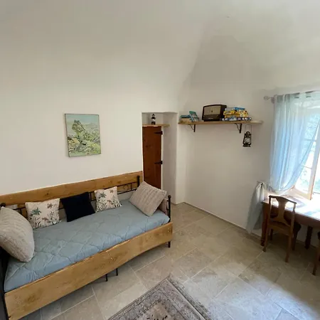 לינה וארוחת בוקר Casa Rosa