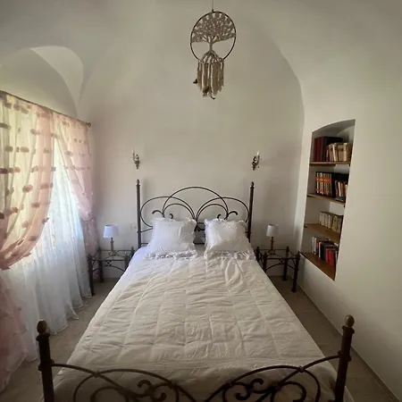 לינה וארוחת בוקר Casa Rosa 3*